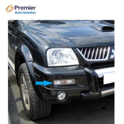 Clear Front Bumper Light for Mitsubishi L200 - Right